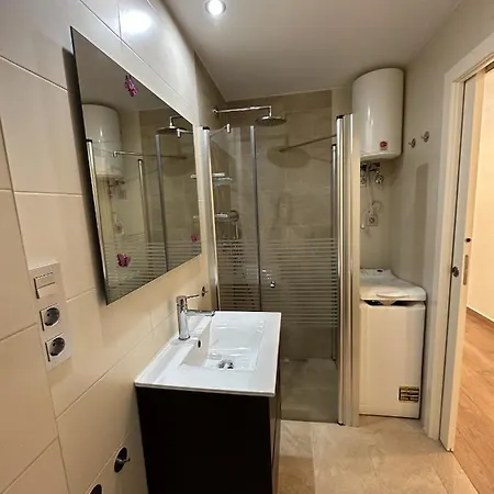 Monserrate F * Torrevieja